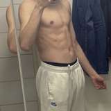 Collegeboyhottie_