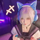 山崎レイナ